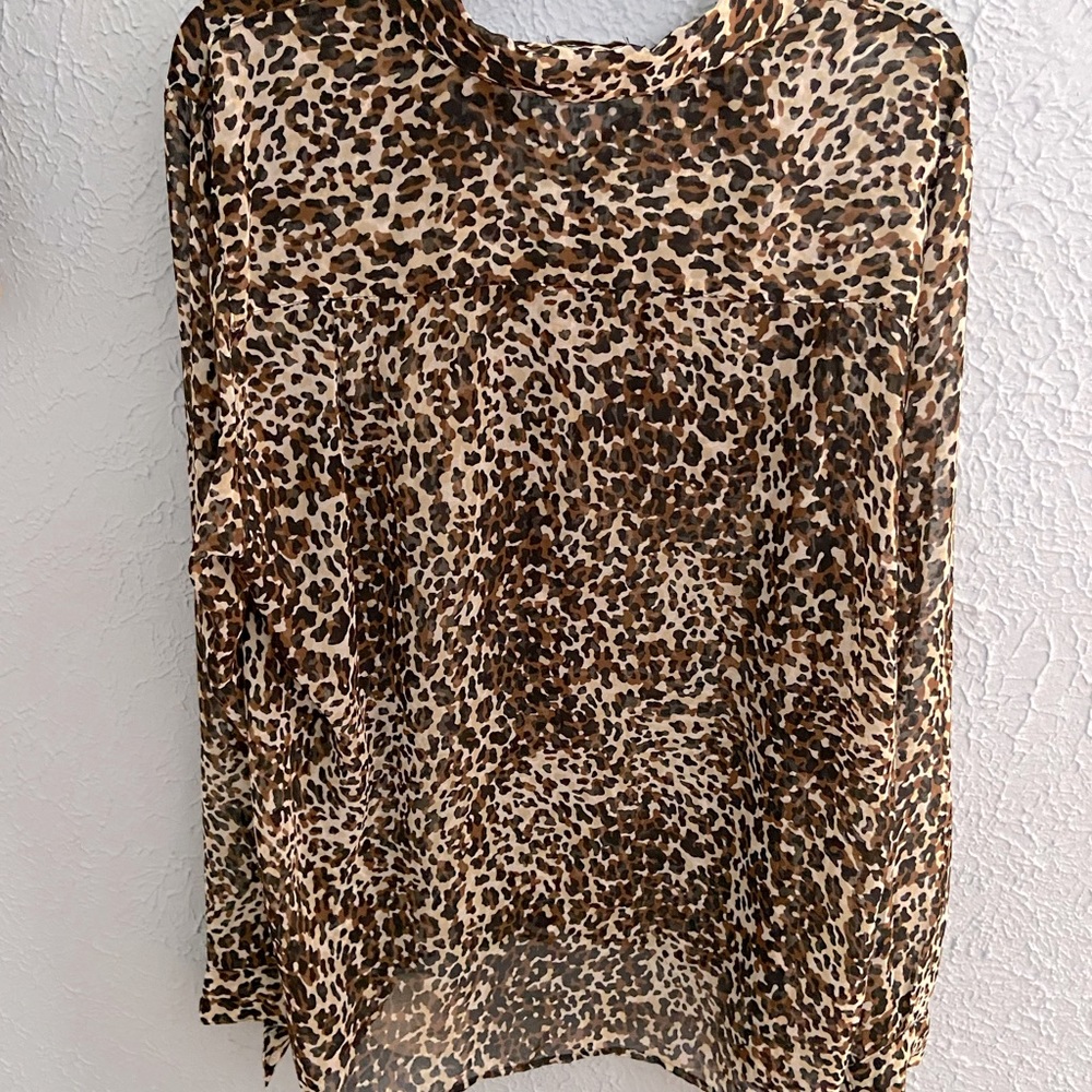 Cupid Leopard button down XL